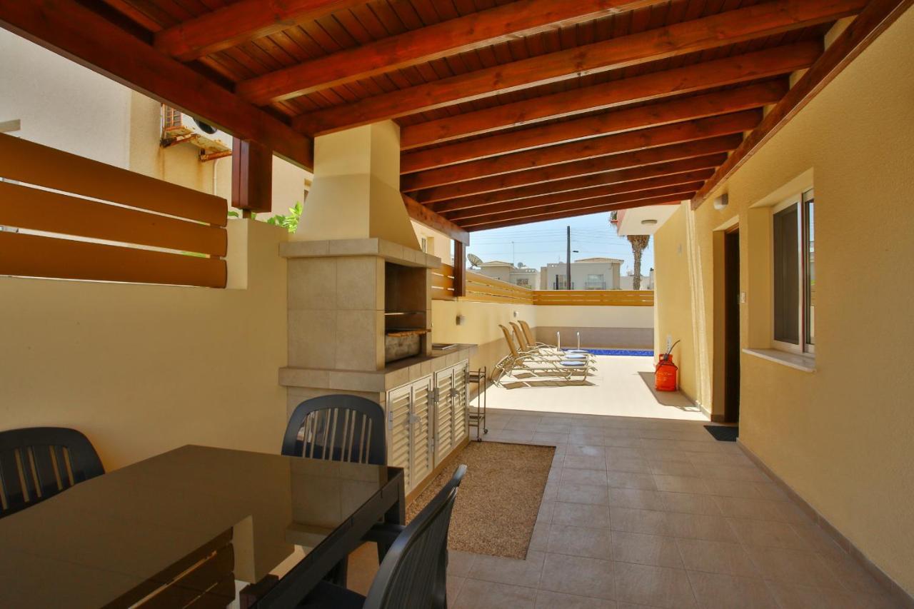 Star House Villa Paphos Luaran gambar