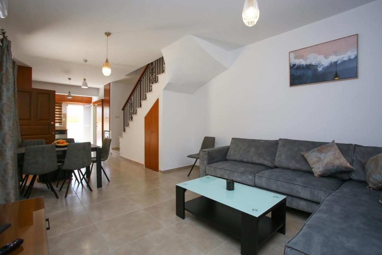Star House Villa Paphos Luaran gambar