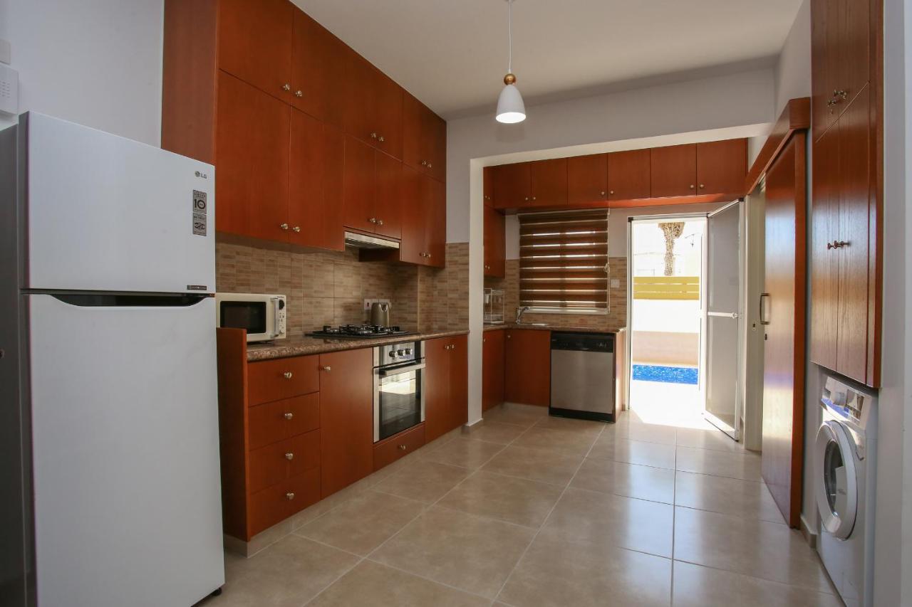 Star House Villa Paphos Luaran gambar