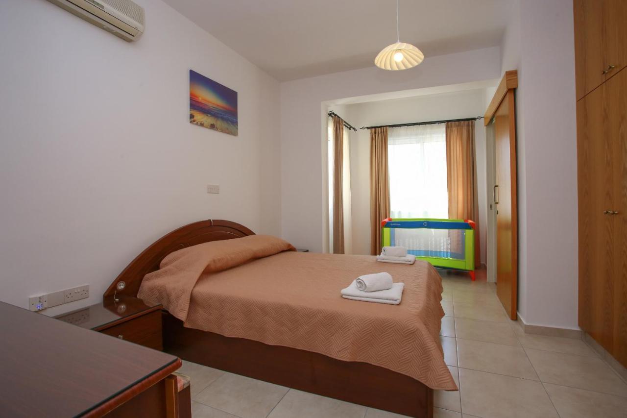 Star House Villa Paphos Luaran gambar
