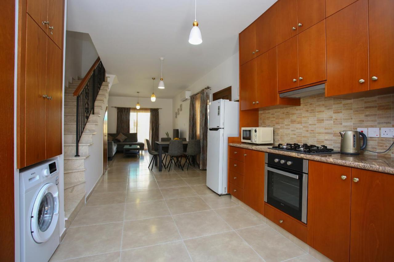Star House Villa Paphos Luaran gambar