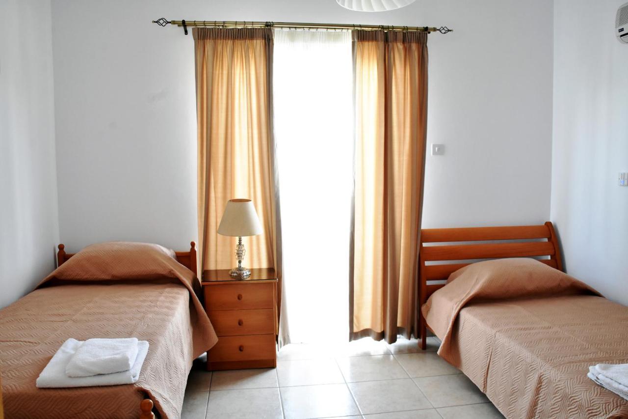 Star House Villa Paphos Luaran gambar
